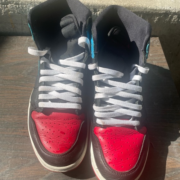 Nike Air Jordan 1 Retro High OG Black/Red/Blue - Picture 4 of 6